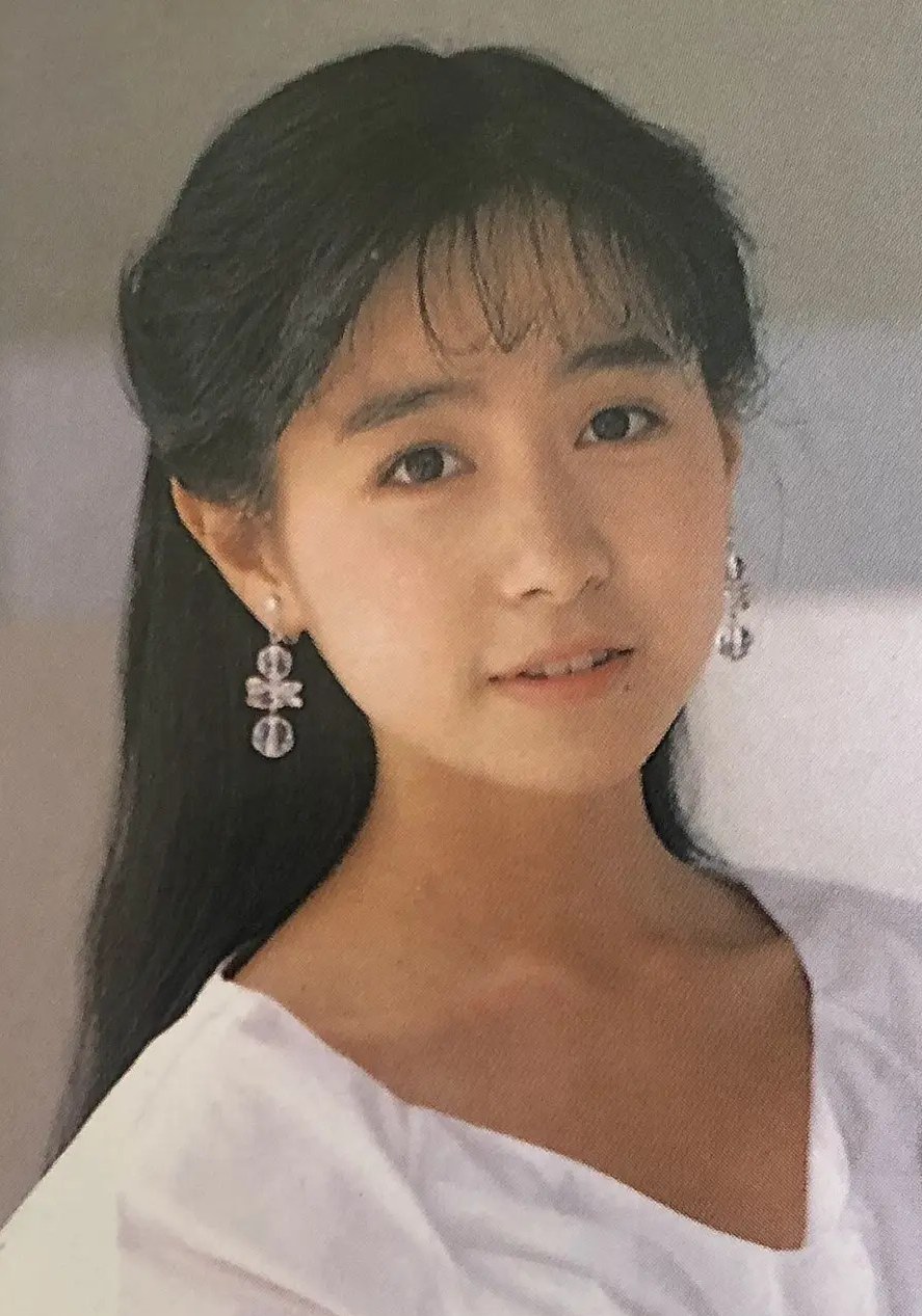 岩井由纪子